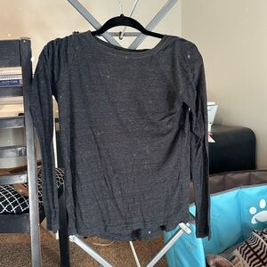 Long sleeve tee